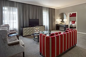 The Omni King Edward Hotel