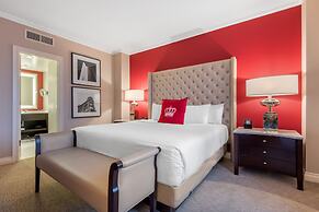 The Omni King Edward Hotel