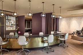 The Omni King Edward Hotel