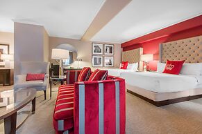 The Omni King Edward Hotel