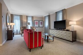 The Omni King Edward Hotel