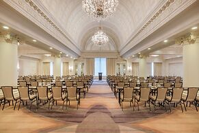 The Omni King Edward Hotel