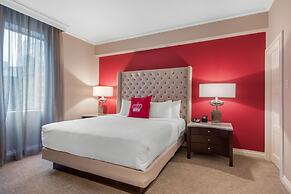 The Omni King Edward Hotel