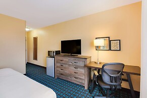 SureStay Plus Hotel by Best Western Minot