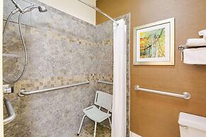 AmericInn by Wyndham Minot