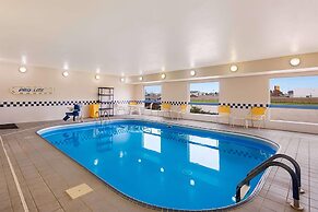 AmericInn by Wyndham Minot