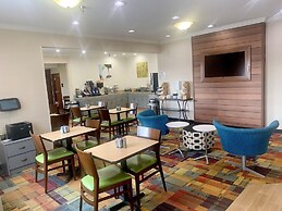 AmericInn by Wyndham Minot