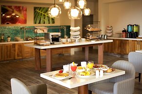 Hilton Garden Inn Kauai Wailua Bay, HI