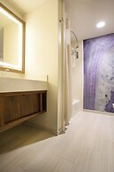 Hilton Garden Inn Kauai Wailua Bay, HI