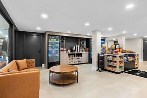 Latitude Suites Tinton Falls Eatontown/BW Premier Collection