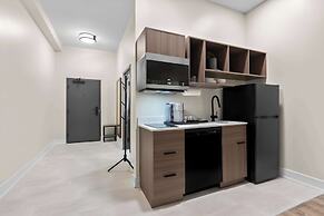 Latitude Suites Tinton Falls Eatontown/BW Premier Collection