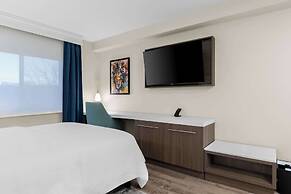 Latitude Suites Tinton Falls Eatontown/BW Premier Collection