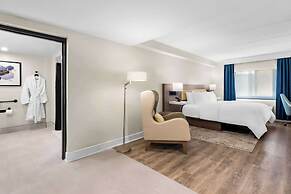Latitude Suites Tinton Falls Eatontown/BW Premier Collection