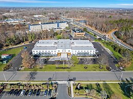 Latitude Suites Tinton Falls Eatontown/BW Premier Collection