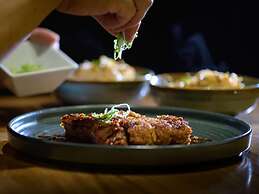 Mövenpick Hotel Geneva