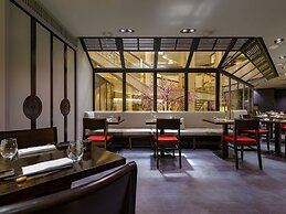 Mövenpick Hotel Geneva