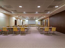 Mövenpick Hotel Geneva