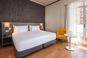 Hotel Madrid Plaza de España Affiliated by Meliá