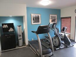 Clarion Pointe near Medical Center