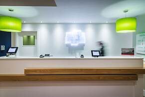 Holiday Inn Stoke on Trent M6, Jct 15 by IHG