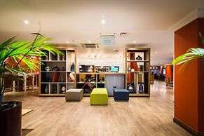 Holiday Inn Stoke on Trent M6, Jct 15 by IHG