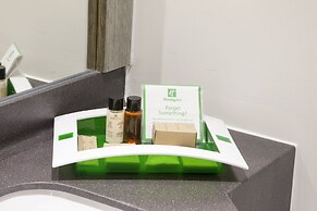 Holiday Inn Stoke on Trent M6, Jct 15 by IHG