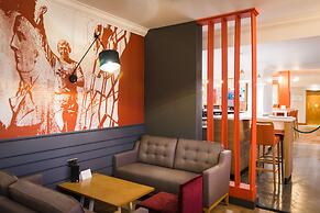 Holiday Inn Stoke on Trent M6, Jct 15 by IHG