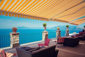 Caesar Augustus, Relais & Chateaux Hotel