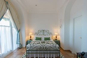 Caesar Augustus, Relais & Chateaux Hotel