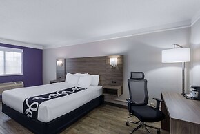 La Quinta Inn by Wyndham Kansas City Lenexa