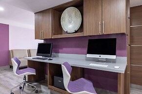 La Quinta Inn by Wyndham Kansas City Lenexa