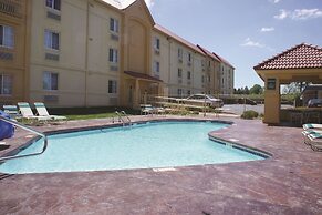 La Quinta Inn by Wyndham Kansas City Lenexa