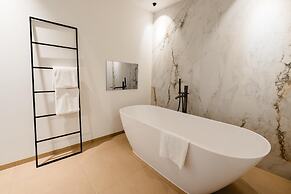 Hotel Maximilian's