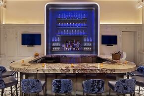 The Algonquin Hotel Times Square, Autograph Collection