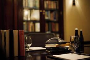 The Algonquin Hotel Times Square, Autograph Collection