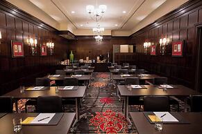 The Algonquin Hotel Times Square, Autograph Collection