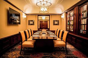 The Algonquin Hotel Times Square, Autograph Collection