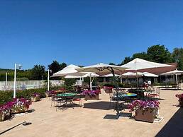 Mercure Auxerre Autoroute du Soleil