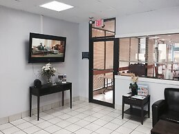 Days Inn by Wyndham Norfolk Military Circle