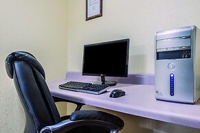 Days Inn by Wyndham Troy