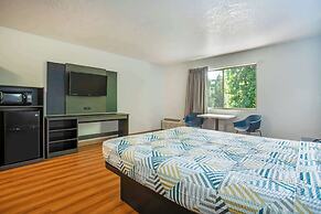 Motel 6 Gresham, OR - Portland