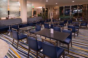 Holiday Inn Express & Suites Pasadena - Los Angeles by IHG