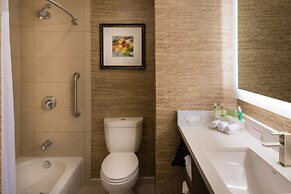 Holiday Inn Express & Suites Pasadena - Los Angeles by IHG