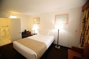 Travelodge by Wyndham Burbank-Glendale