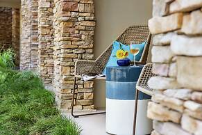 The Woodlands Resort, Curio Collection by Hilton