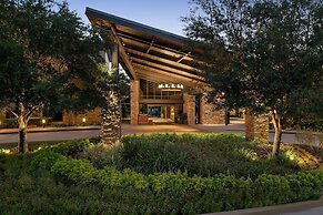 The Woodlands Resort, Curio Collection by Hilton