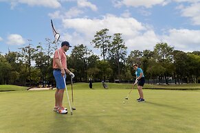 The Woodlands Resort, Curio Collection by Hilton