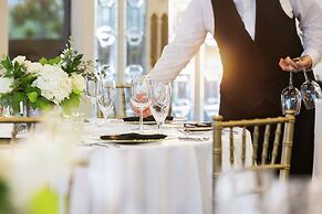 The Woodlands Resort, Curio Collection by Hilton