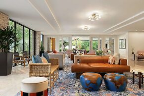 The Woodlands Resort, Curio Collection by Hilton