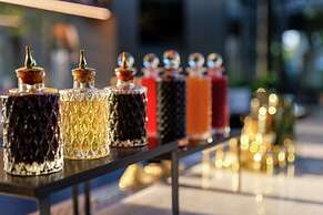 The Woodlands Resort, Curio Collection by Hilton